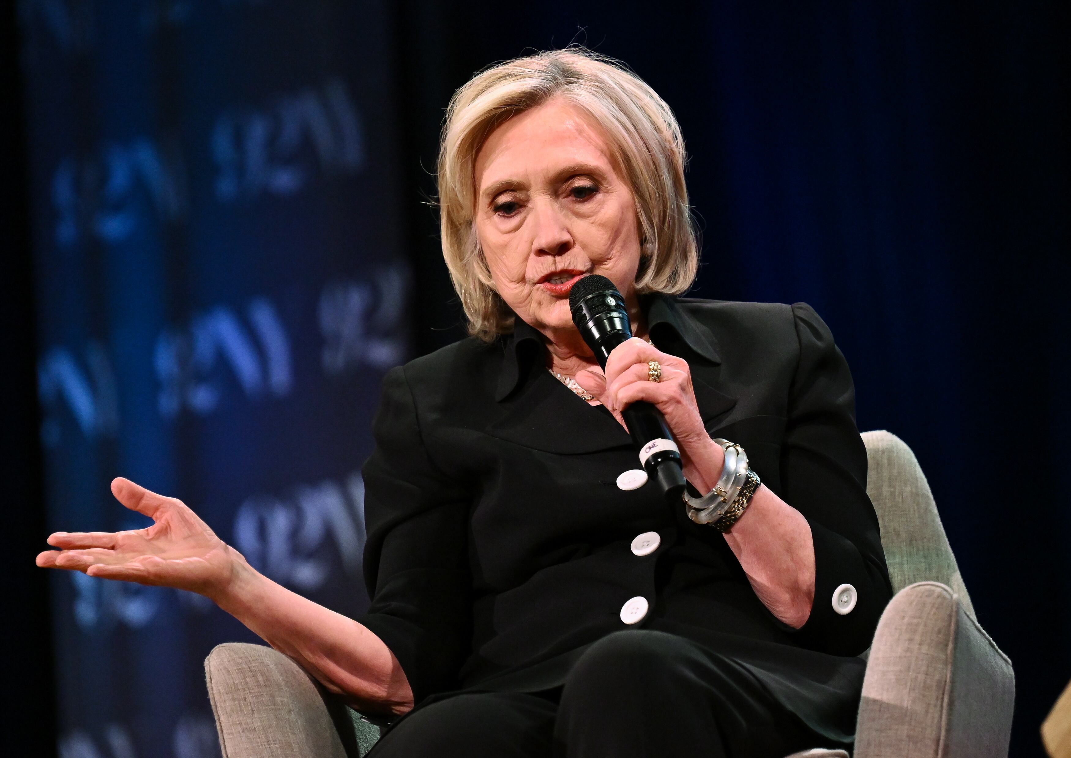 Hillary Clinton campaigns for Nebraska Democrats ahead of 2026