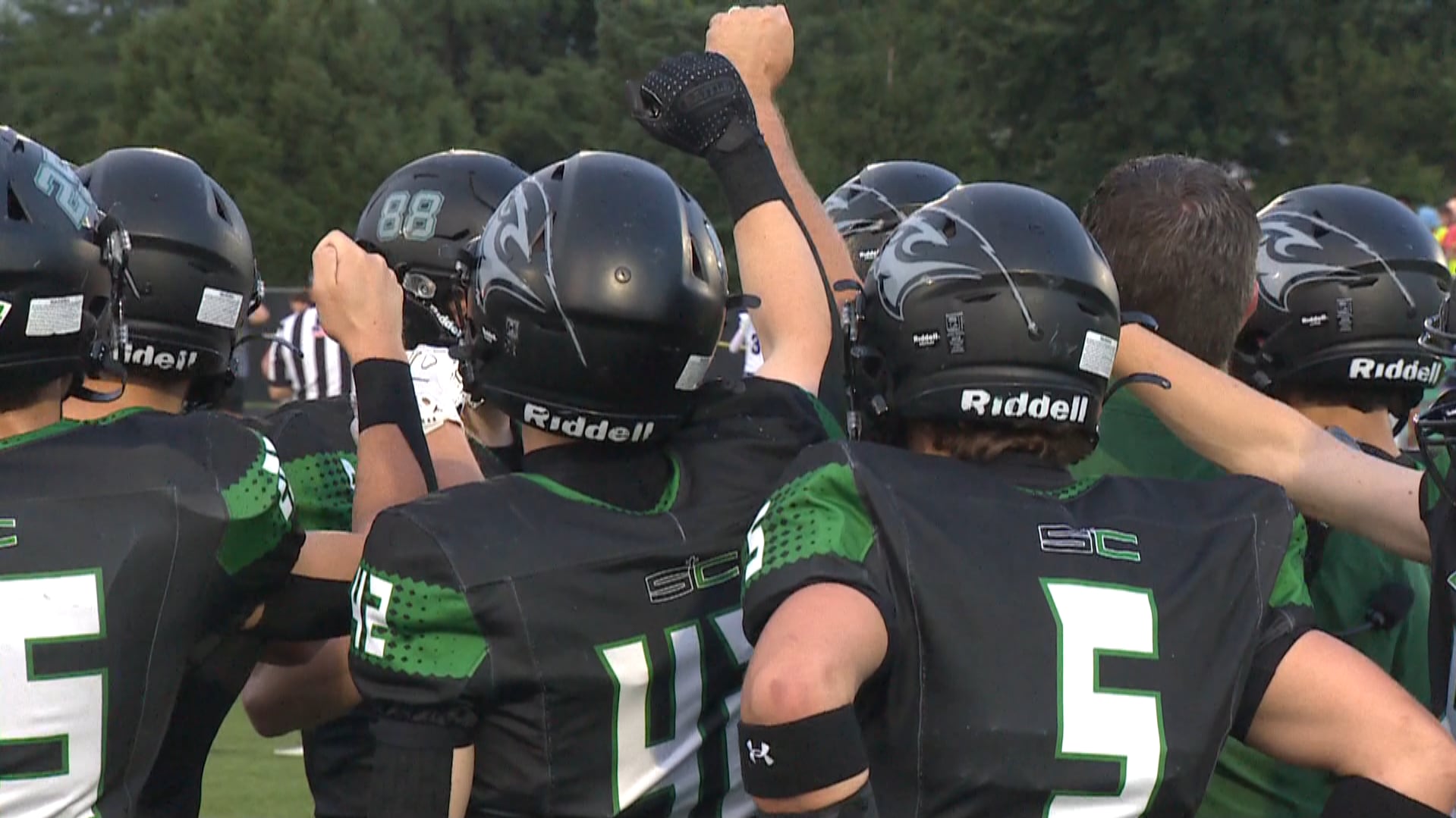 Skutt Catholic Dominates Blair in Week 4 Football Matchup