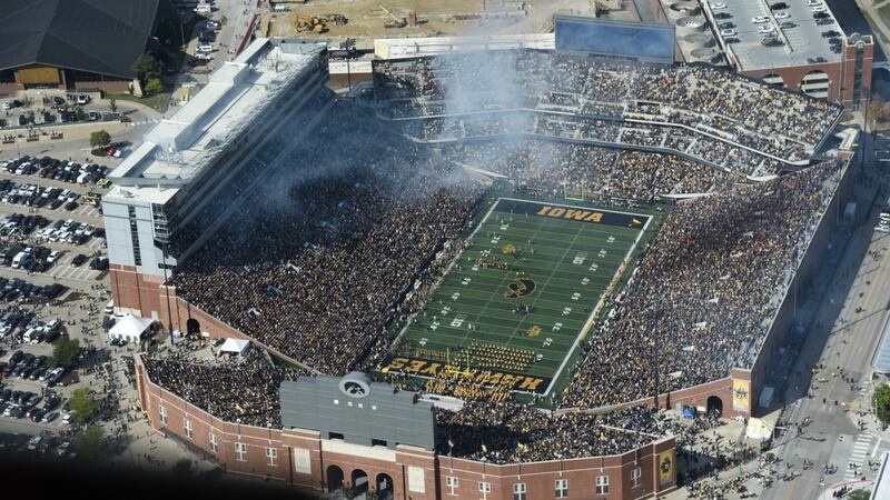 Iowa Hawkeyes, Kinnick Stadium, Iowa City