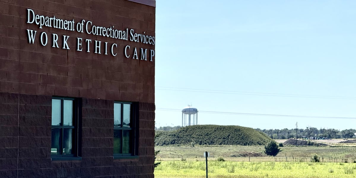 Nebraska officials publish contract with feds to use McCook facility for ICE detainees