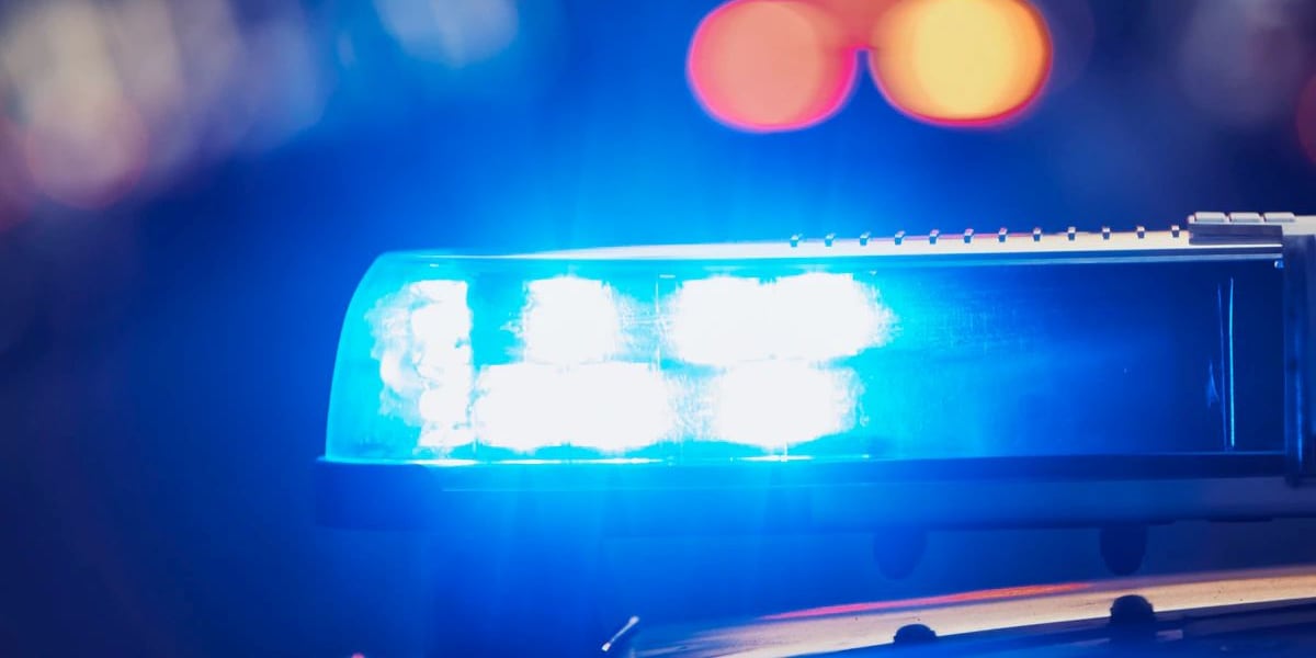 Полиция Каунсил-Блафс заявила, что инцидент с прихлопыванием привел к закрытию школ