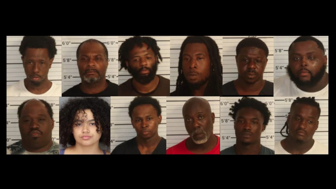 Possession Hand 13 people arrested after being caught stealing $250K of chicken from ...