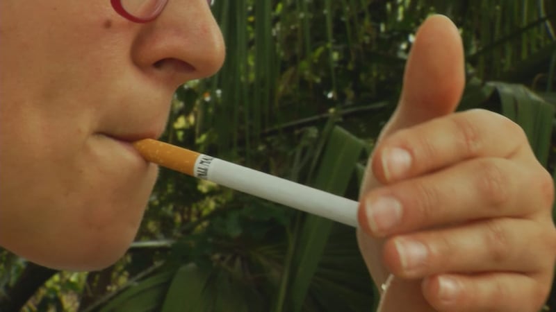 American Lung Association urges Iowa lawmakers to increase taxes on tobacco.