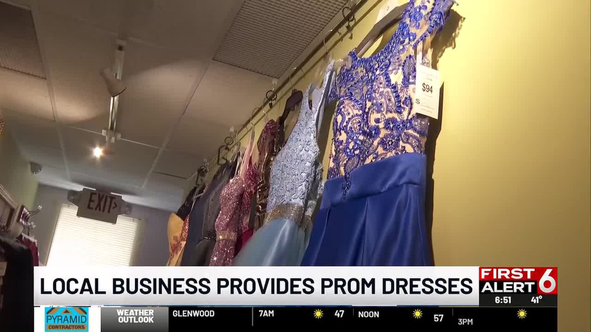 Ralston dress shop provides free prom gowns to Omaha students Ralston dress shop provides free prom gowns to Omaha students