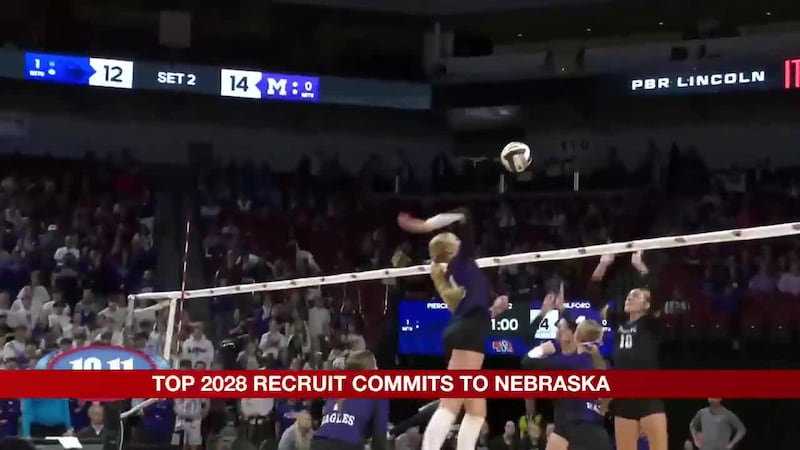 Shayla Rautenberg announced her commitment to the Nebraska volleyball program on Monday.